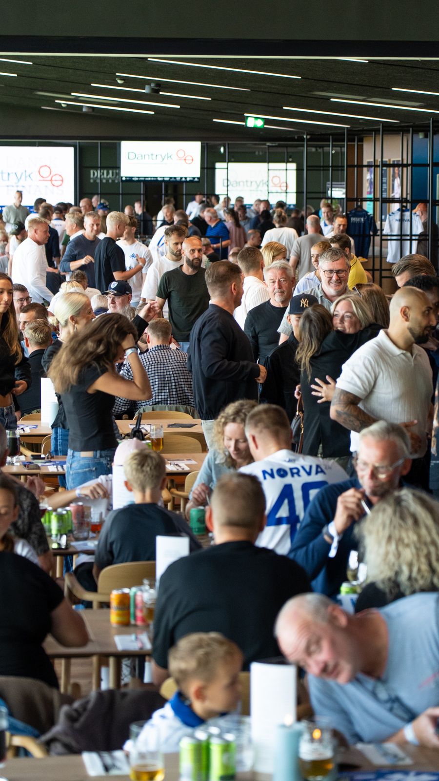 Travl lounge med erhvervsnetværket på kampdag